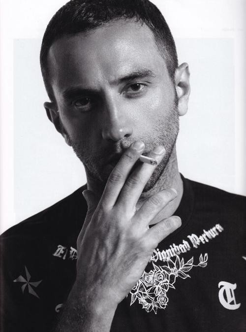 Givenchy’s Tisci to Replace Galliano