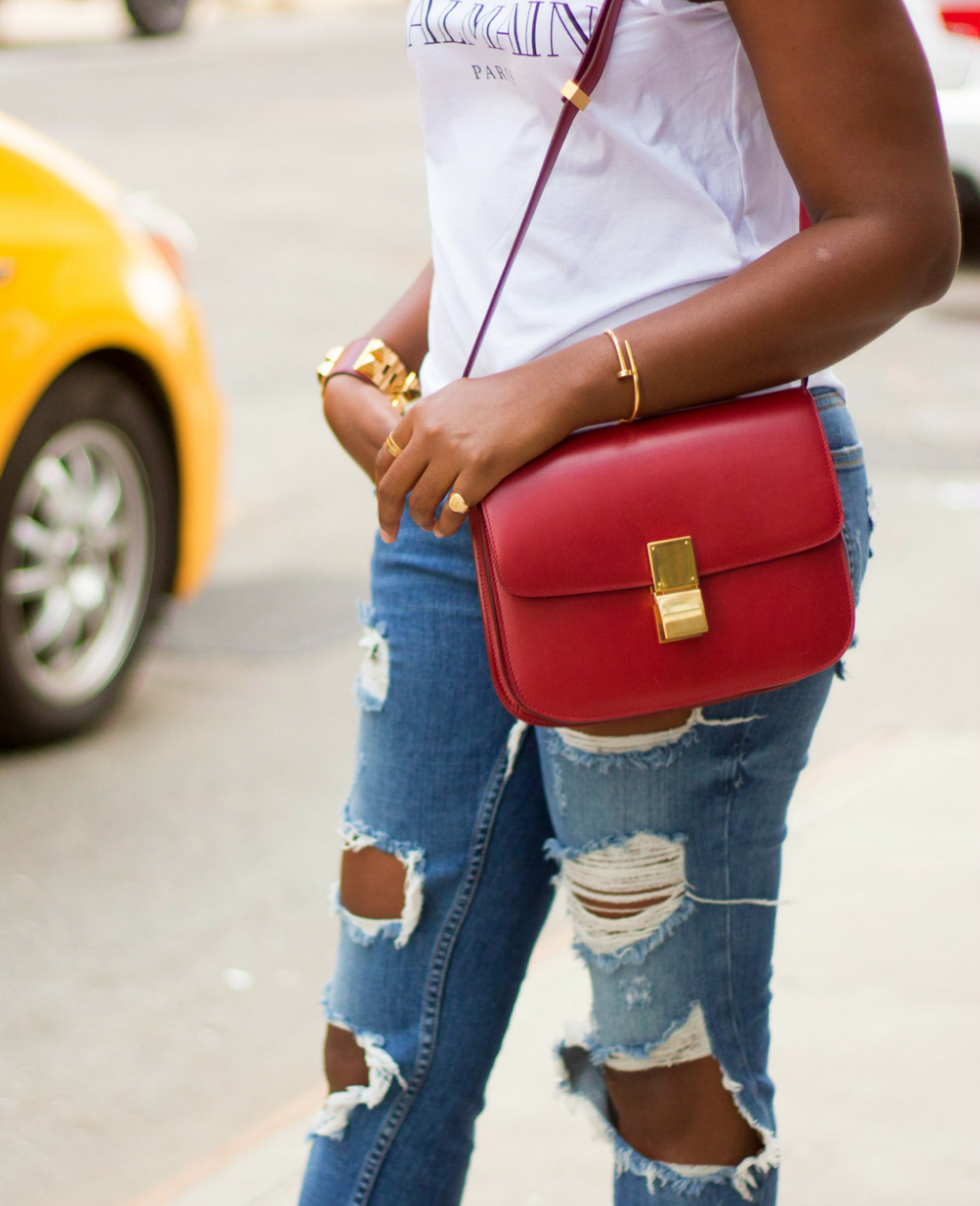 How to Rock Distressed Denim in the Summer